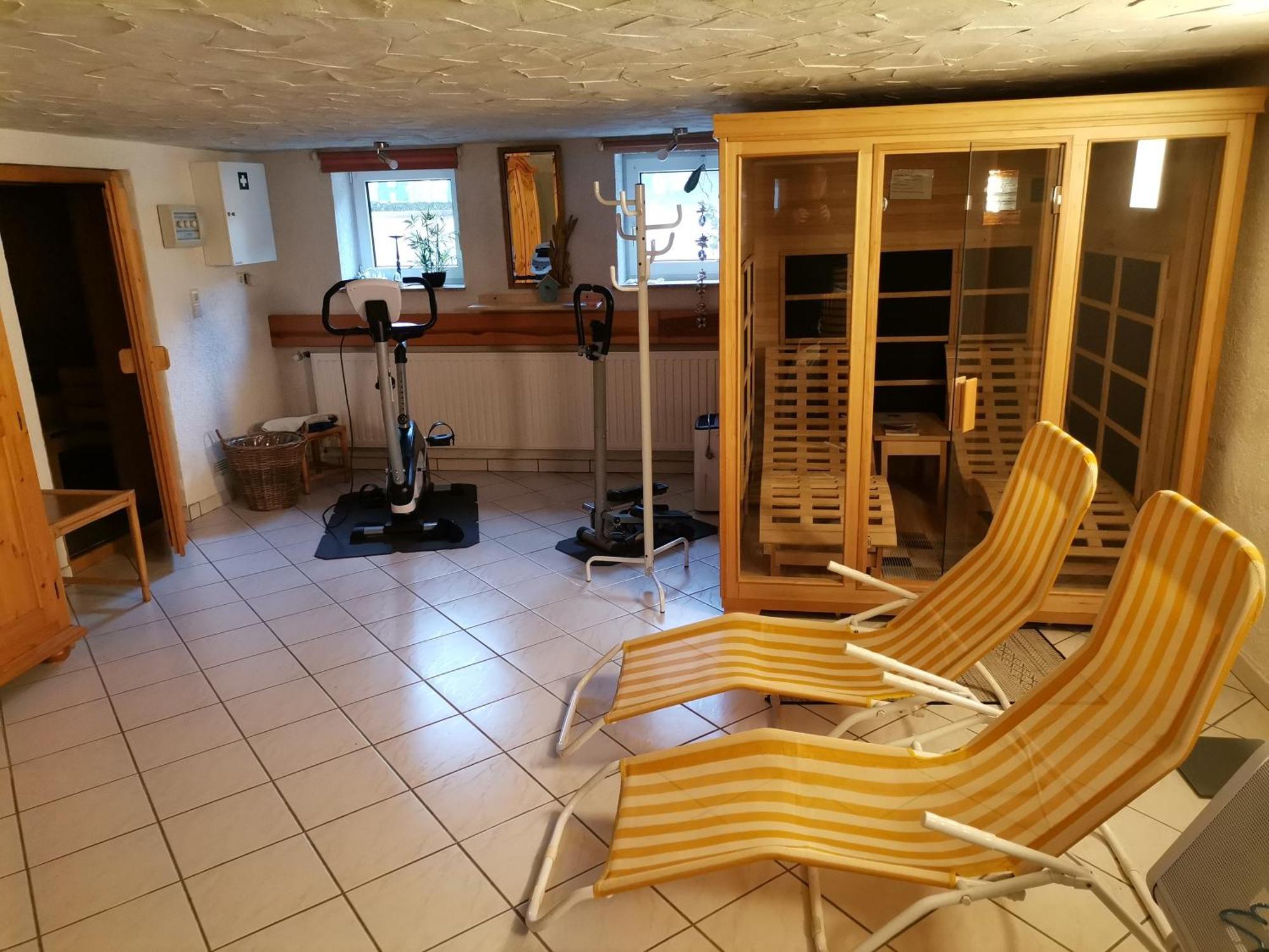 Ferienwohnungen 'Blick Zur Madonna' Fischbach bei Dahn ภายนอก รูปภาพ